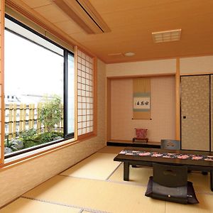Matsui-Bekkan Hanakanzashi